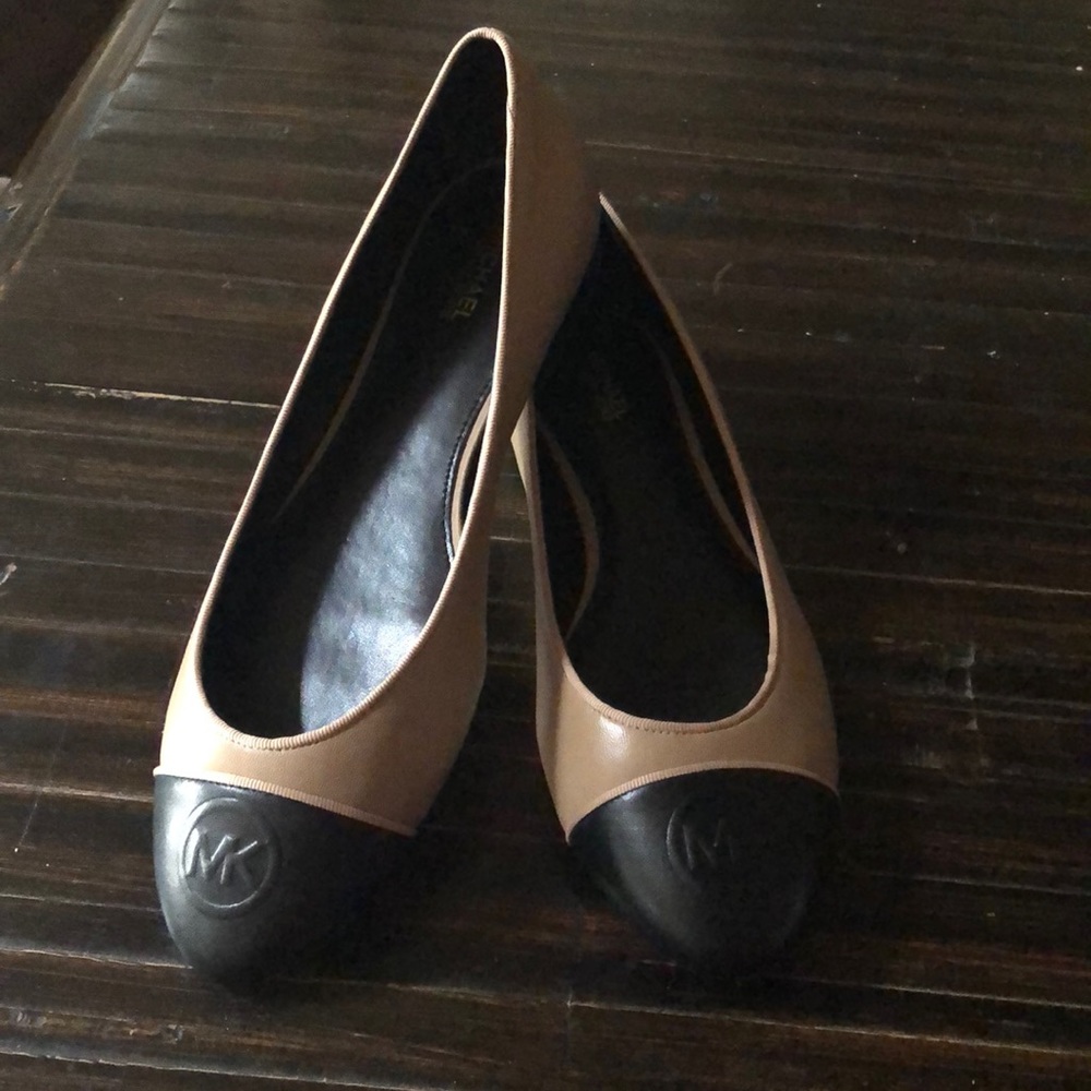 Michael Kors flats